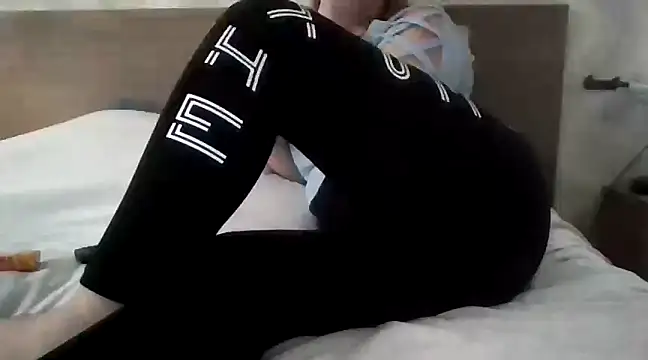  tasechka  online show from January 14, 2025, 1:17 pm