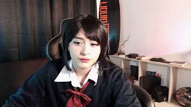 liz-beths online show from December 23, 2025, 3:17 am