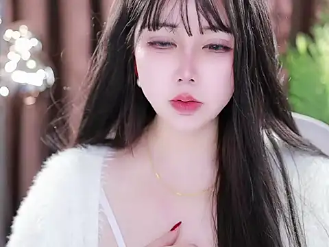 Snapshot of Qiaoqiao_ chatting on March 8, 2025, 6:37 pm Qiaoqiao online show from March 8, 2025, 6:37 pm