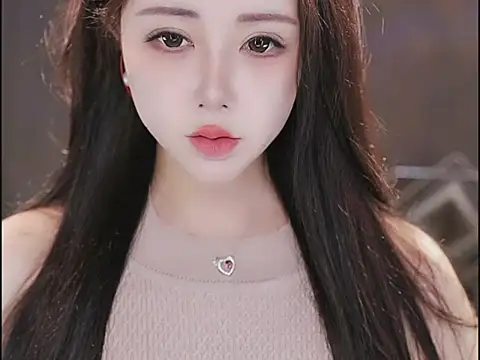 Snapshot of Qiaoqiao_ chatting on November 15, 2025, 5:06 pm Qiaoqiao online show from November 15, 2025, 5:06 pm