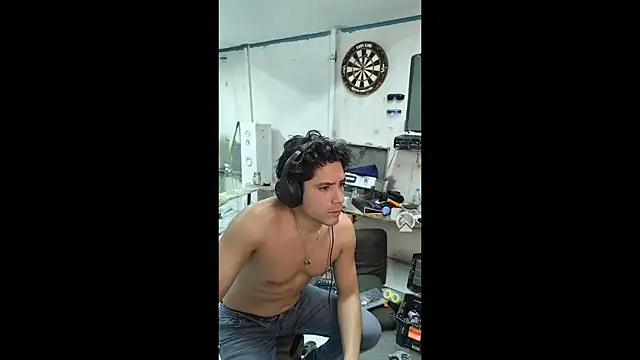 Snapshot of Anto_BWC chatting on March 17, 2025, 1:35 am Anto BWC online show from March 17, 2025, 1:35 am