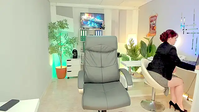 Butterflyblue dream online show from February 13, 2025, 1:26 pm