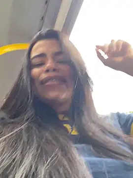 GrlAlice online show from April 1, 2026, 6:27 pm