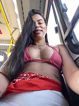 GrlAlice online show from April 14, 2026, 4:34 pm