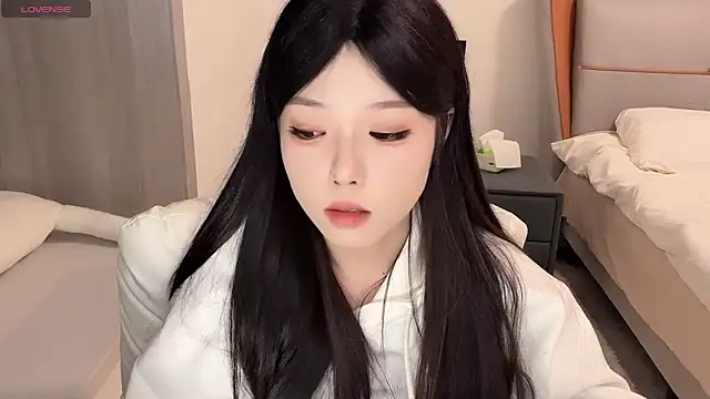 Q-ing online show from December 31, 2024, 6:35 pm