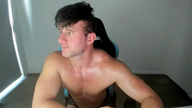 Snapshot of _DownUnderFit_ chatting on October 28, 2025, 2:23 am DownUnderFit online show from October 28, 2025, 2:23 am