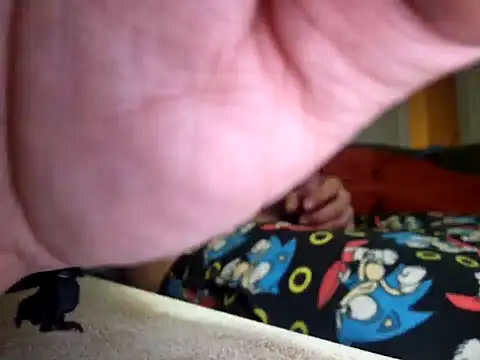 stavroun online show from December 2, 2025, 7:04 pm