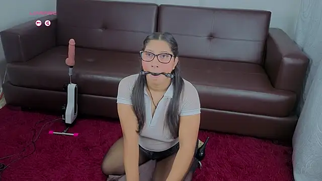 Snapshot of Mariana_Lu chatting on November 2, 2025, 3:00 am Mariana Lu online show from November 2, 2025, 3:00 am