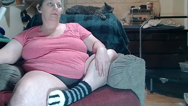 ladyscarlotta online show from March 16, 2026, 8:11 pm