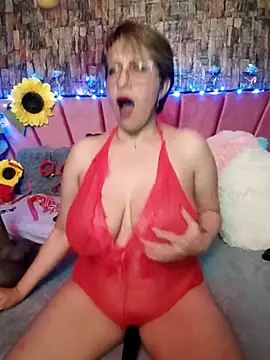 Snapshot of Isabelle_Lov18 chatting on March 1, 2025, 4:04 am Isabelle Lov18 online show from March 1, 2025, 4:04 am