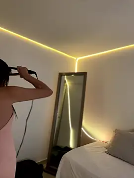 Snapshot of AmmyCollinsW chatting on January 9, 2026, 7:43 pm AmmyCollinsW online show from January 9, 2026, 7:43 pm