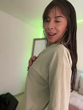 Snapshot of AmmyCollinsW chatting on February 6, 2026, 8:27 pm AmmyCollinsW online show from February 6, 2026, 8:27 pm