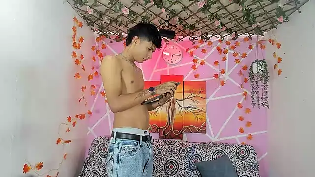 Snapshot of Fresahot2005 chatting on November 25, 2025, 2:28 pm Fresahot2005 online show from November 25, 2025, 2:28 pm