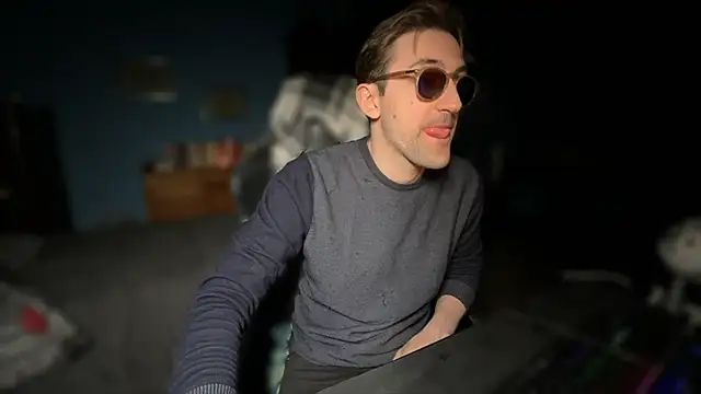 Snapshot of Stefisexy91 chatting on October 7, 2025, 8:54 pm Stefisexy91 online show from October 7, 2025, 8:54 pm