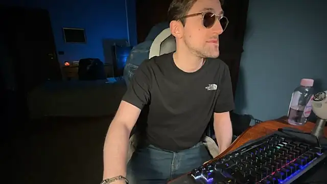 Snapshot of Stefisexy91 chatting on February 20, 2025, 10:48 pm Stefisexy91 online show from February 20, 2025, 10:48 pm