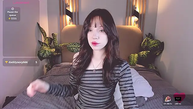 Snapshot of NikkiMiltons chatting on December 14, 2025, 2:44 pm NikkiMiltons online show from December 14, 2025, 2:44 pm