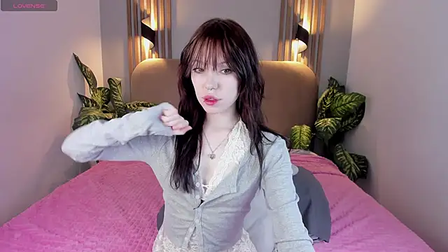 Snapshot of NikkiMiltons chatting on November 30, 2025, 3:40 am NikkiMiltons online show from November 30, 2025, 3:40 am