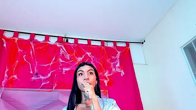 Snapshot of Kaataleya_horny chatting on October 24, 2025, 3:05 am Kaataleya horny online show from October 24, 2025, 3:05 am