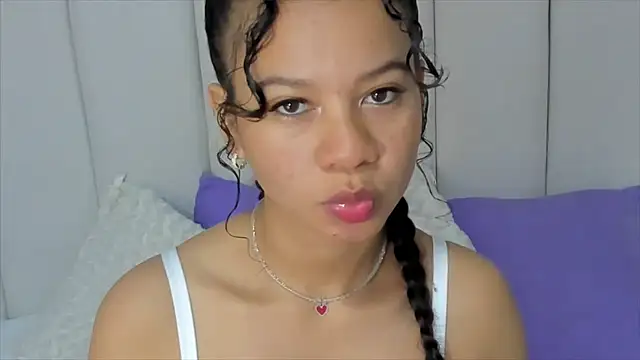 Snapshot of brithany_rousee chatting on February 11, 2025, 7:16 pm brithany rousee online show from February 11, 2025, 7:16 pm