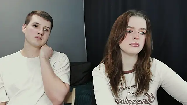 Snapshot of Pinku_kitsune chatting on March 5, 2025, 8:00 am Pinku kitsune online show from March 5, 2025, 8:00 am