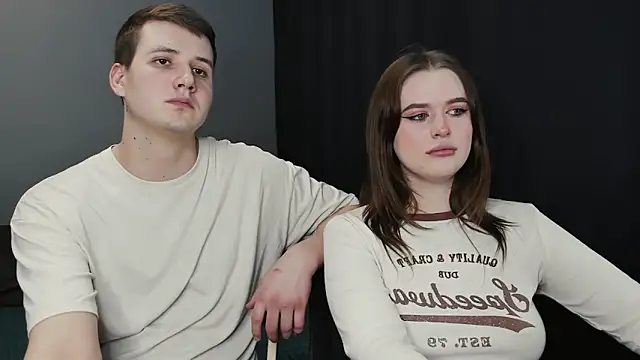 Snapshot of Pinku_kitsune chatting on March 11, 2025, 1:45 pm Pinku kitsune online show from March 11, 2025, 1:45 pm