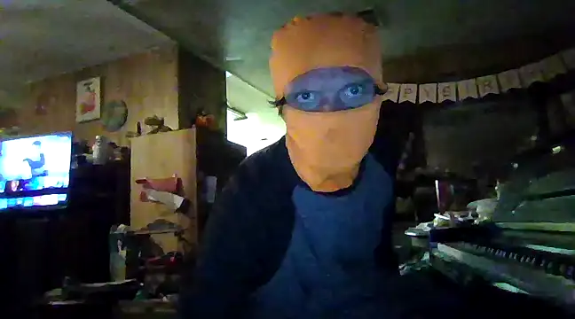 luke thighwalker2469 online show from January 12, 2025, 5:56 am