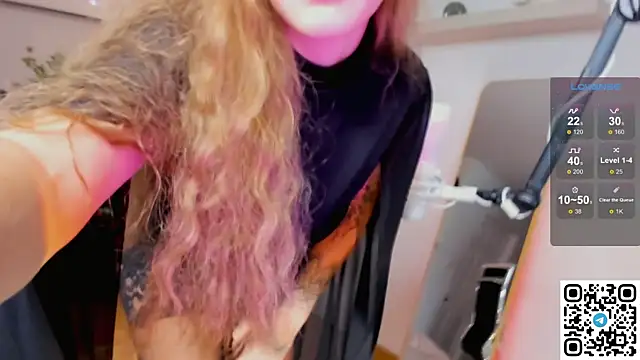 Snapshot of AngelPaull chatting on November 8, 2025, 9:29 pm AngelPaull online show from November 8, 2025, 9:29 pm