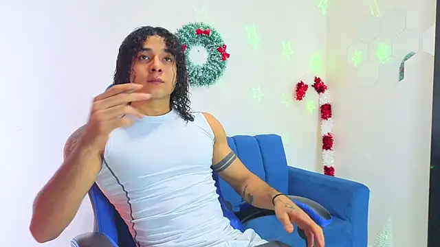 Snapshot of Demitryo chatting on December 3, 2025, 3:40 am Demitryo online show from December 3, 2025, 3:40 am