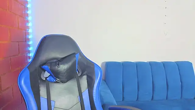 Snapshot of Demitryo chatting on February 6, 2026, 9:11 pm Demitryo online show from February 6, 2026, 9:11 pm