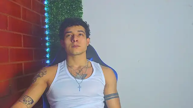 Snapshot of Demitryo chatting on February 18, 2026, 5:16 am Demitryo online show from February 18, 2026, 5:16 am