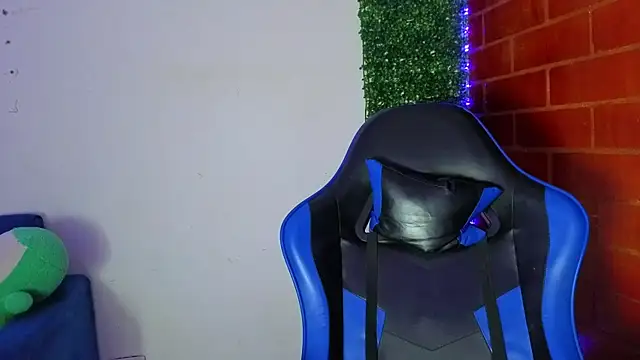 Demitryo online show from April 18, 2026, 3:31 am