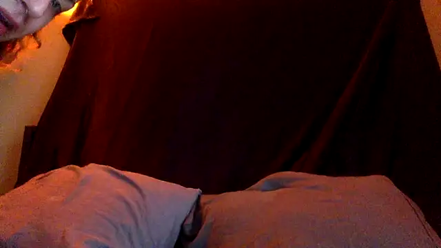 twinkscorpio online show from June 18, 2026, 5:29 pm