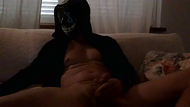 LordRocco69 online show from November 5, 2025, 2:53 pm