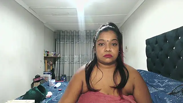 Snapshot of Indianmayaxoxo chatting on November 25, 2025, 6:19 pm Indianmayaxoxo online show from November 25, 2025, 6:19 pm
