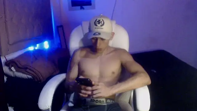 Snapshot of Iruma_fat_dick777 chatting on February 3, 2025, 1:08 pm Iruma fat dick777 online show from February 3, 2025, 1:08 pm