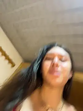 Barbielatinas online show from February 6, 2026, 5:58 am