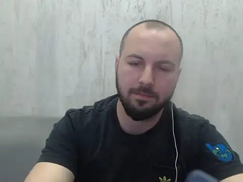 nickolastheboy online show from December 23, 2025, 12:33 am