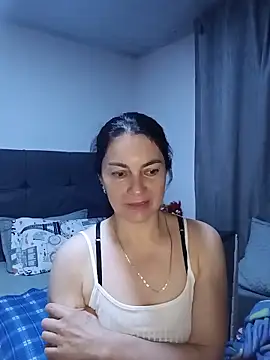 Snapshot of renata_hot1 chatting on June 11, 2026, 2:44 am renata hot1 online show from June 11, 2026, 2:44 am