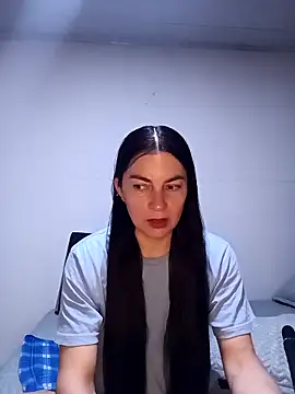 renata hot1 online show from February 1, 2026, 1:26 am