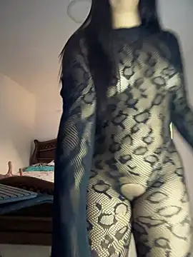 cristina1800 online show from January 10, 2026, 8:26 pm