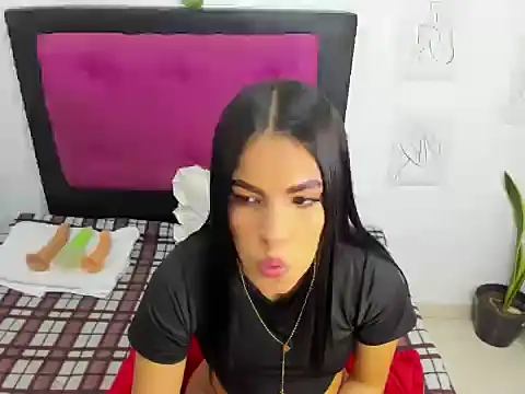 Snapshot of AlondraFoxx chatting on September 11, 2025, 2:55 am AlondraFoxx online show from September 11, 2025, 2:55 am