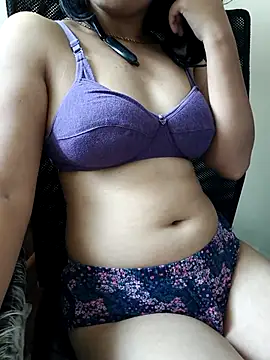 Snapshot of Rani_Desai69 chatting on October 28, 2025, 6:56 am Rani Desai69 online show from October 28, 2025, 6:56 am