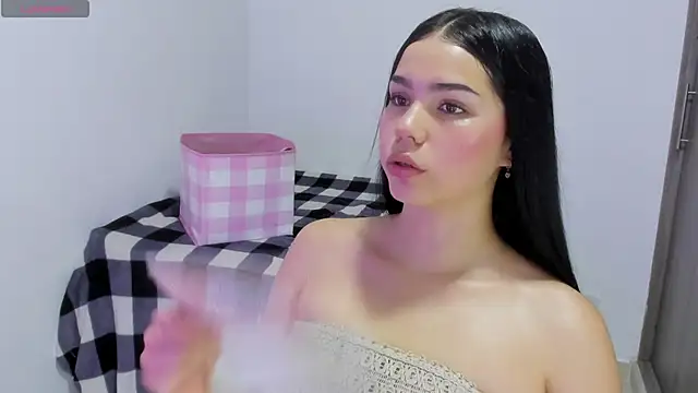 Natasha su  online show from January 19, 2025, 12:28 am