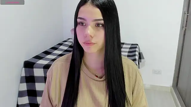 Natasha su  online show from February 11, 2025, 3:50 am