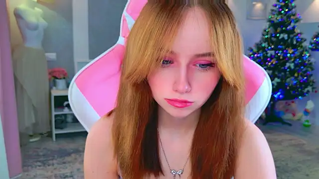 b4by LoL1 online show from December 20, 2025, 9:12 am