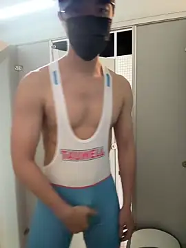 TheDarkPrix online show from December 14, 2025, 1:49 pm