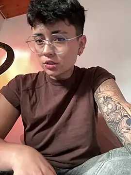 Snapshot of Ashley_Chriss chatting on January 19, 2025, 9:34 pm Ashley Chriss online show from January 19, 2025, 9:34 pm