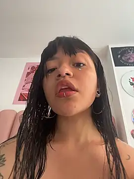 Snapshot of Ashley_Chriss chatting on November 29, 2025, 6:41 pm Ashley Chriss online show from November 29, 2025, 6:41 pm