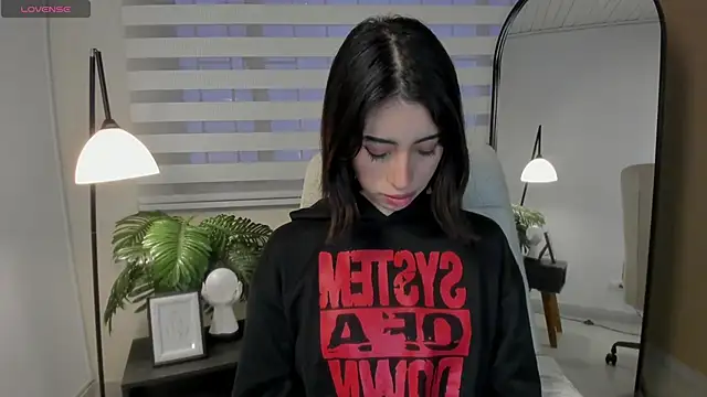 Catyloves online show from March 25, 2026, 10:19 pm