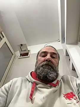 Snapshot of ros217 chatting on December 5, 2025, 3:10 pm ros217 online show from December 5, 2025, 3:10 pm